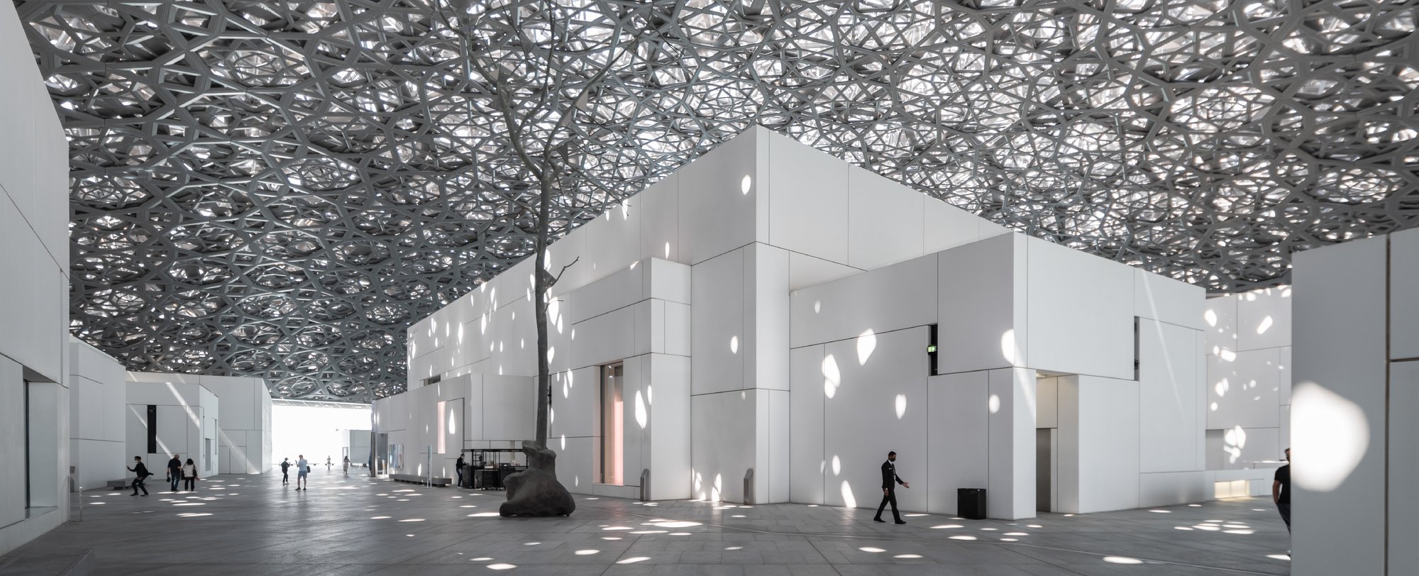 autoemailer 2025 - Abu dhabi-41